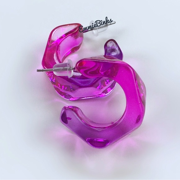 đź’Ą3for$28 New Purple to Pink Fade Transparent Ombre Resin Cuff Hoop Earrings - Picture 6 of 16